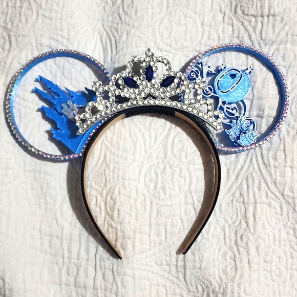 3D Cinderella Ears - Picture 1 of 3